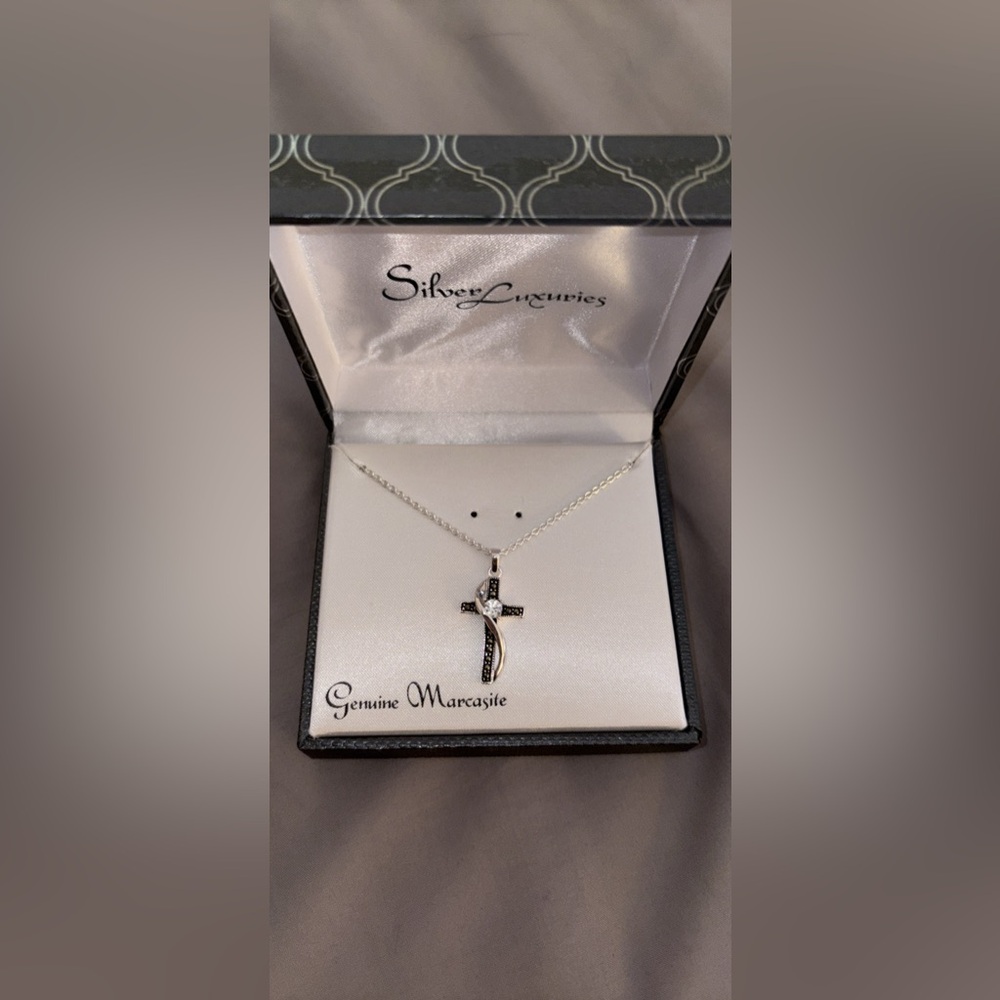 Silver Luxuries Genuine Marcasite Cross Necklace
